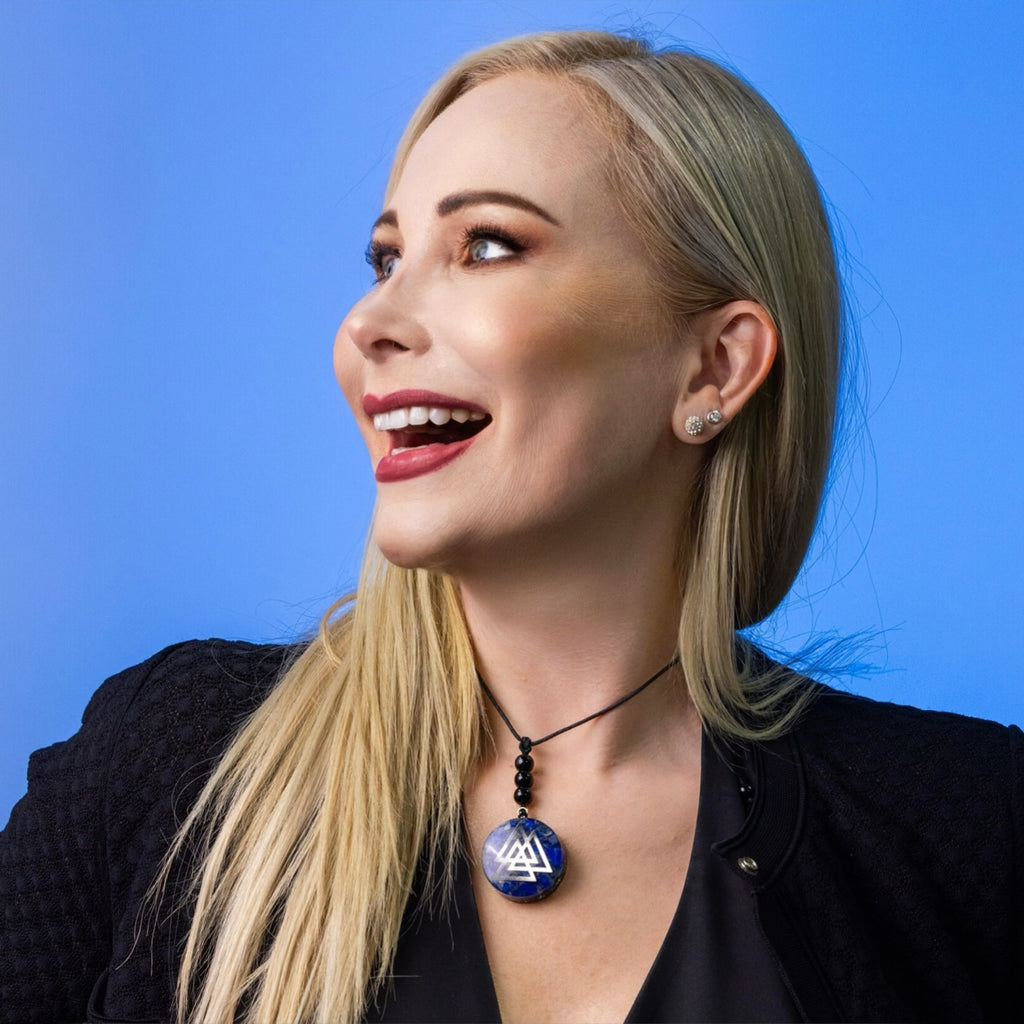 ORGONE VALKNUT – Tres Triángulos: Valor